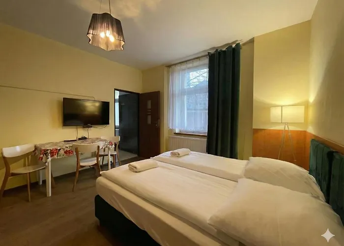 Penzion Gosciniec Zaborze W Sercu Gornego Slaska - 3*